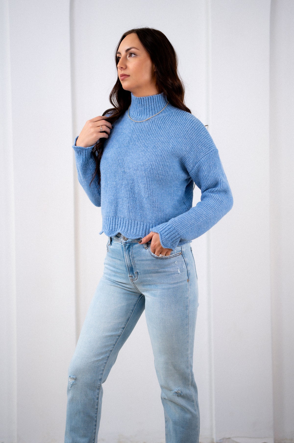 Ribbed Knit Scallop Hem Sweater