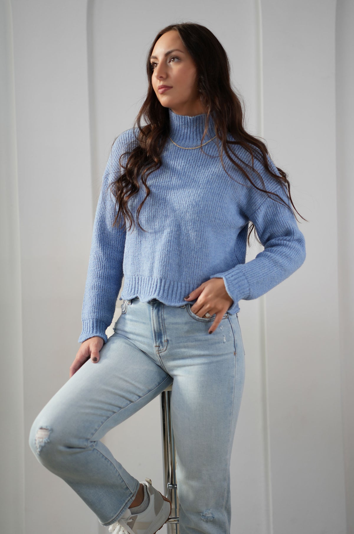 Ribbed Knit Scallop Hem Sweater